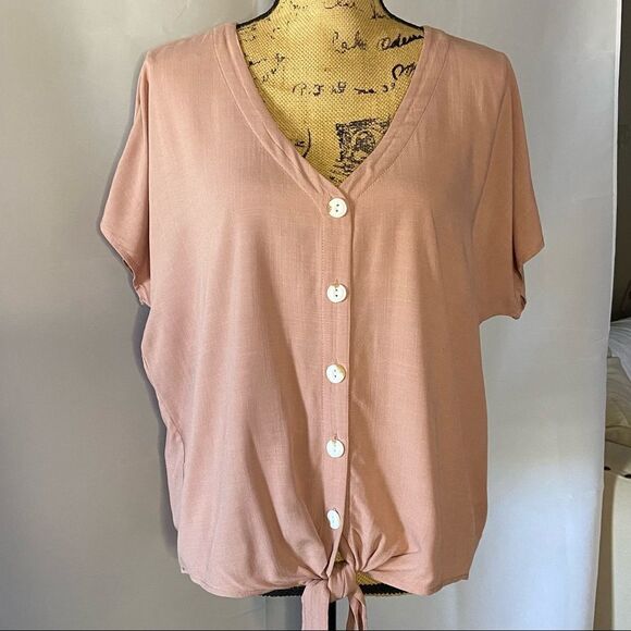 UNIVERSAL THREAD Pink Tie Front Top/Blouse NWT Medium - Picture 2 of 7